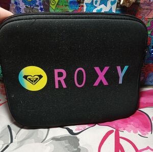 ROXY TABLET CASE